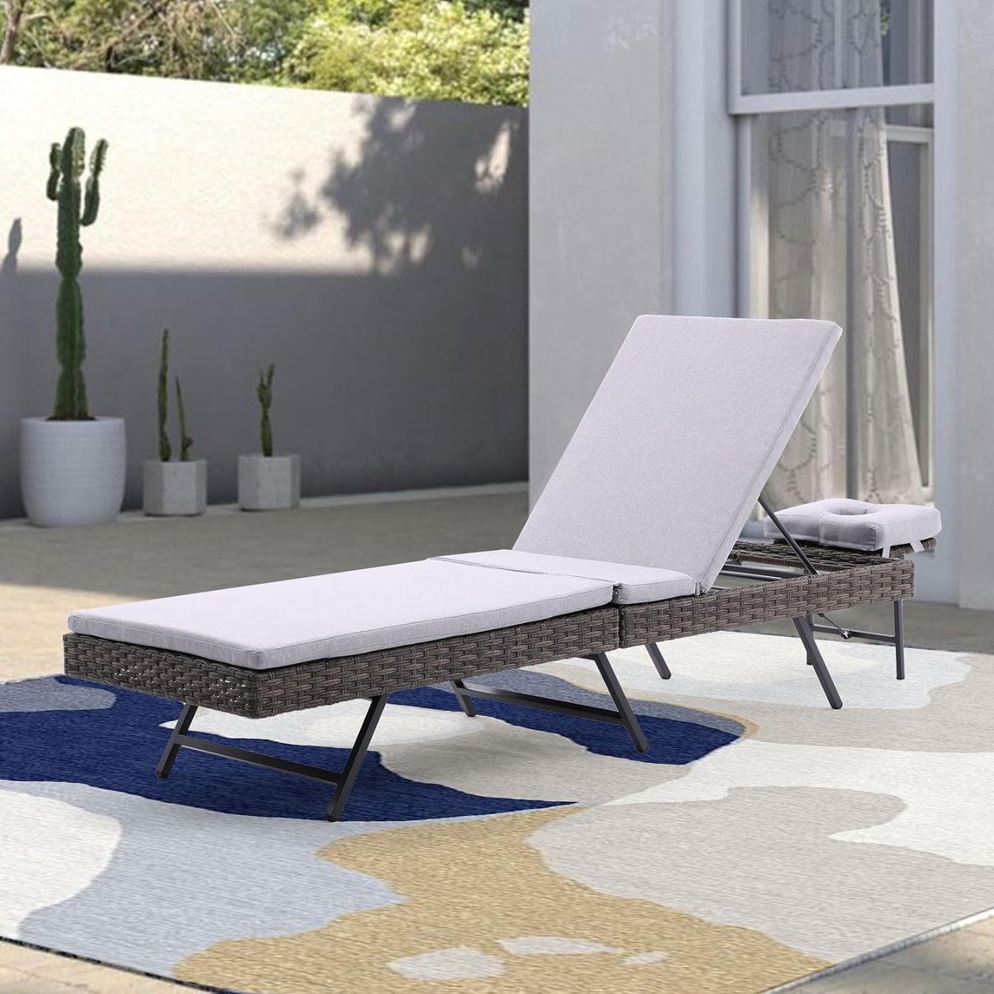 Patio Chaise Lounge with Face Hole Folding