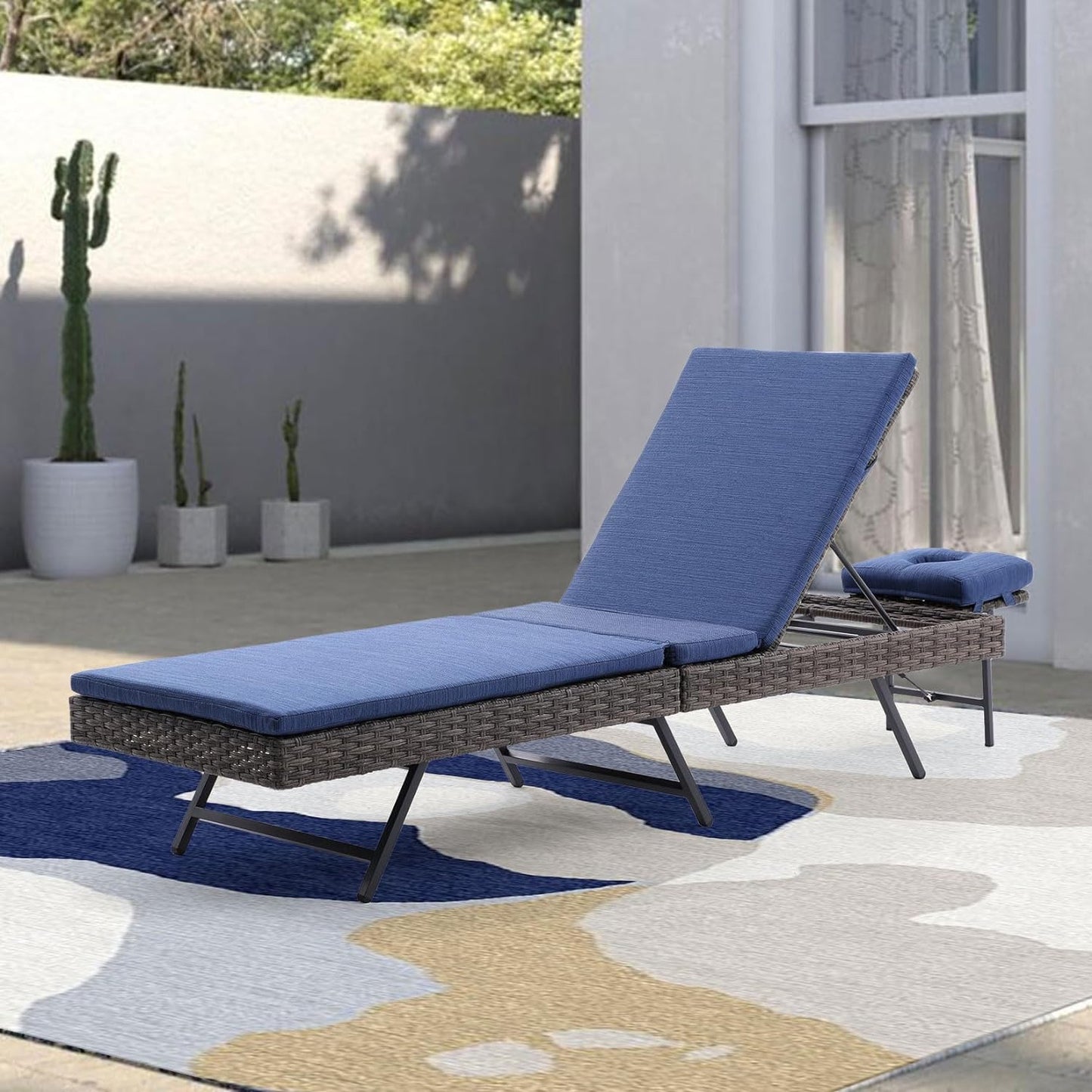 Patio Chaise Lounge with Face Hole Folding